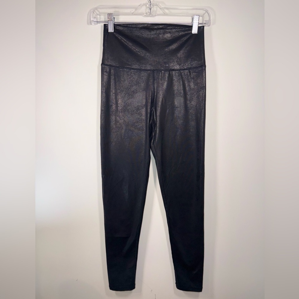 Aerie Metallic like Women’s Black High Rise Ankle Leggings Size Medium
